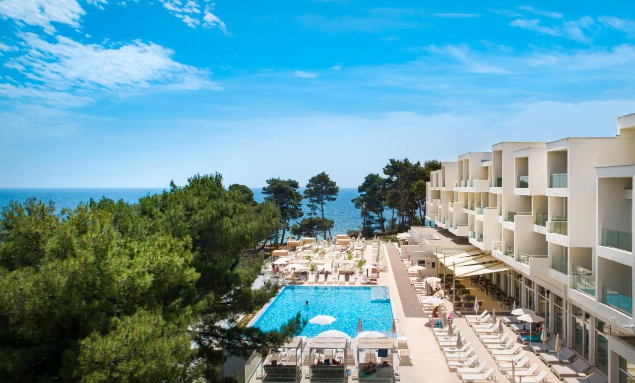 Valamar Carolina Hotel & Villas Kampor Eksteriør billede